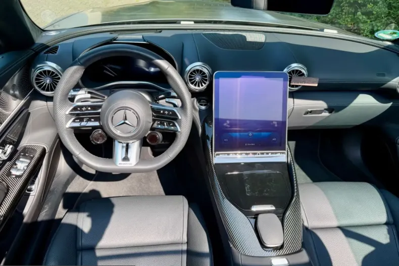 Mercedes-Benz SL 63 AMG (Clasa SL) din 2023 cu 7.800 km - oferta MER228235 - foto 6