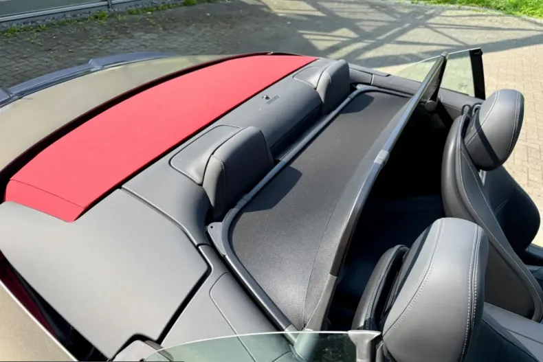 Mercedes-Benz SL 63 AMG (Clasa SL) din 2023 cu 7.800 km - oferta MER228235 - foto 12
