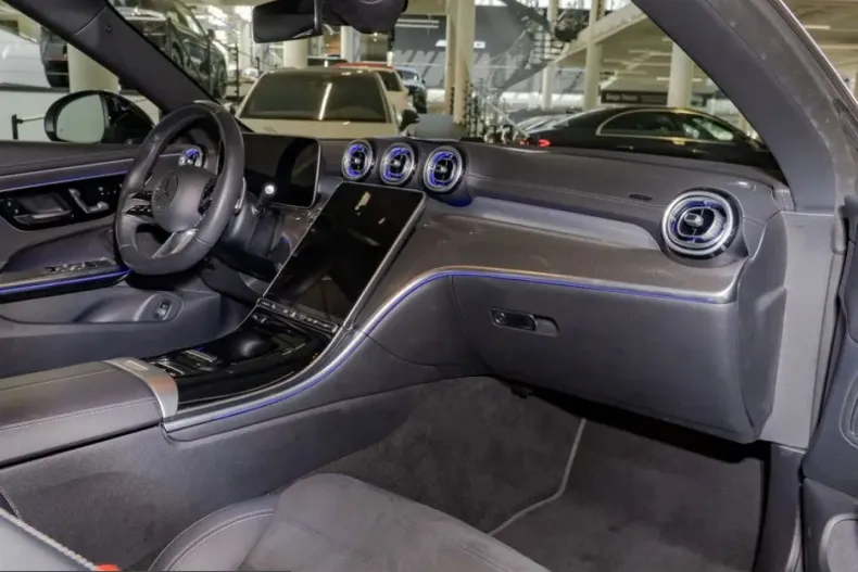 Mercedes-Benz CLE 200 (Clasa CLE) din 2025 cu 29.166 km - oferta MER228237 - foto 8