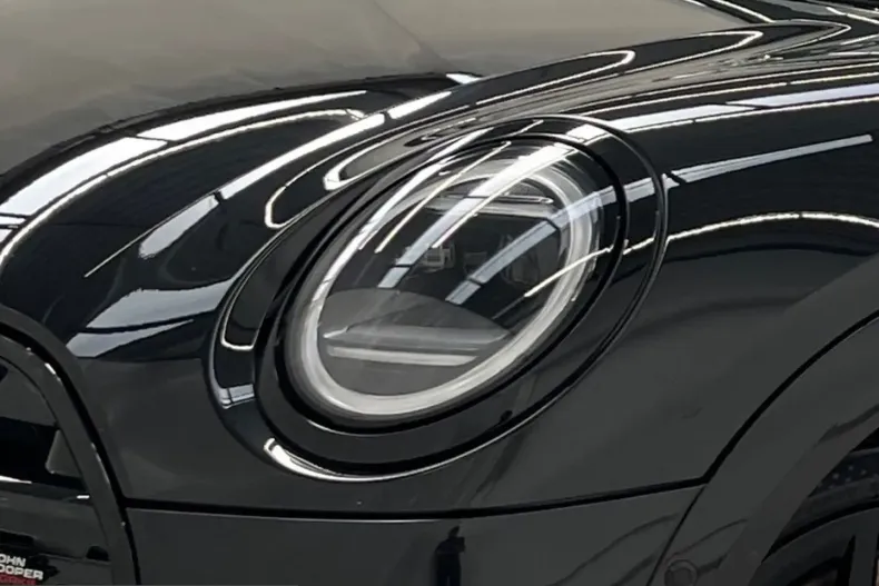 MINI John Cooper Works Cabrio din 2025 cu 11.640 km - oferta MIN228242 - foto 5
