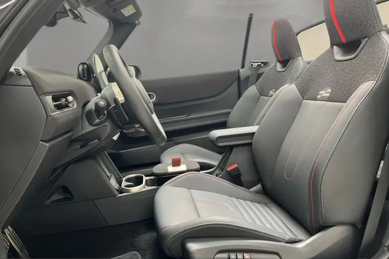 MINI John Cooper Works Cabrio din 2025 cu 11.640 km - oferta MIN228242 - foto 7