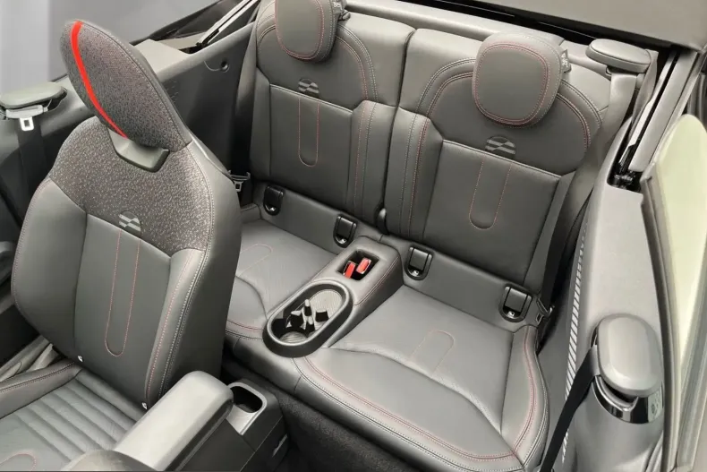 MINI John Cooper Works Cabrio din 2025 cu 11.640 km - oferta MIN228242 - foto 11