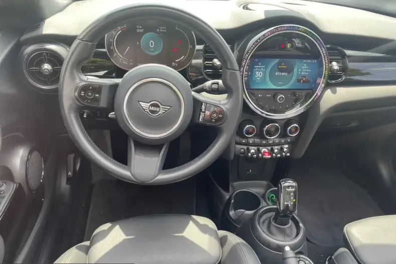 MINI Cooper Cabrio din 2024 cu 29.300 km - oferta MIN228245 - foto 3