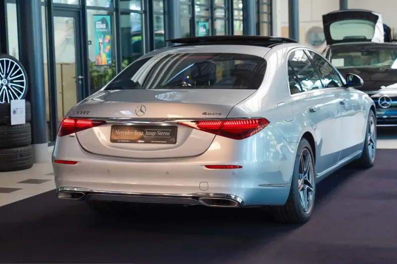Mercedes-Benz S 580 (Clasa S) din 2023 cu 22.895 km - oferta MER228248 - foto 3