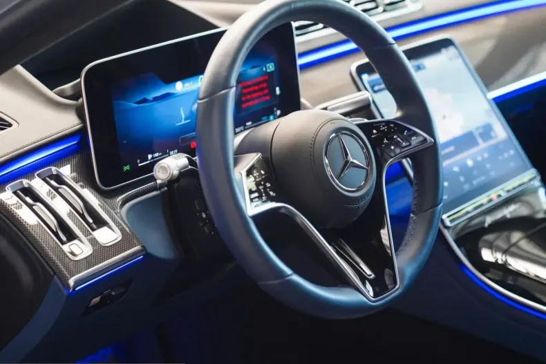 Mercedes-Benz S 580 (Clasa S) din 2023 cu 22.895 km - oferta MER228248 - foto 19