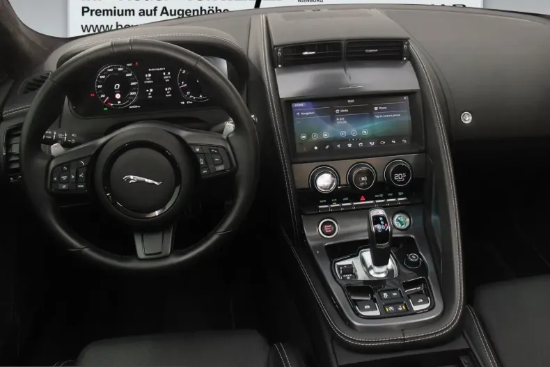 Jaguar F-Type din 2024 cu 28.800 km - oferta JAG228257 - foto 5