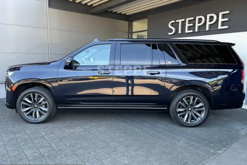 Cadillac Escalade din 2025 cu 29.792 km - oferta CAD228266 - foto 3