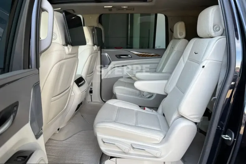 Cadillac Escalade din 2025 cu 29.792 km - oferta CAD228266 - foto 10