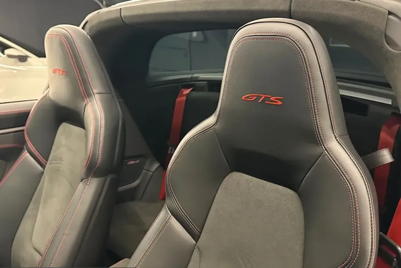 Porsche 992 din 2023 cu 35.000 km - oferta POR228267 - foto 13