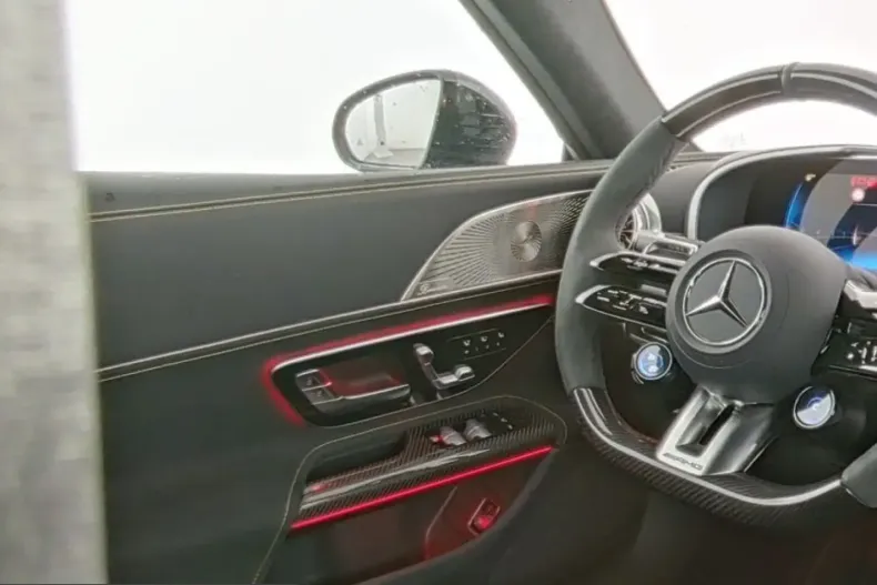 Mercedes-Benz SL 63 AMG (Clasa SL) din 2025 cu 19.999 km - oferta MER228270 - foto 9