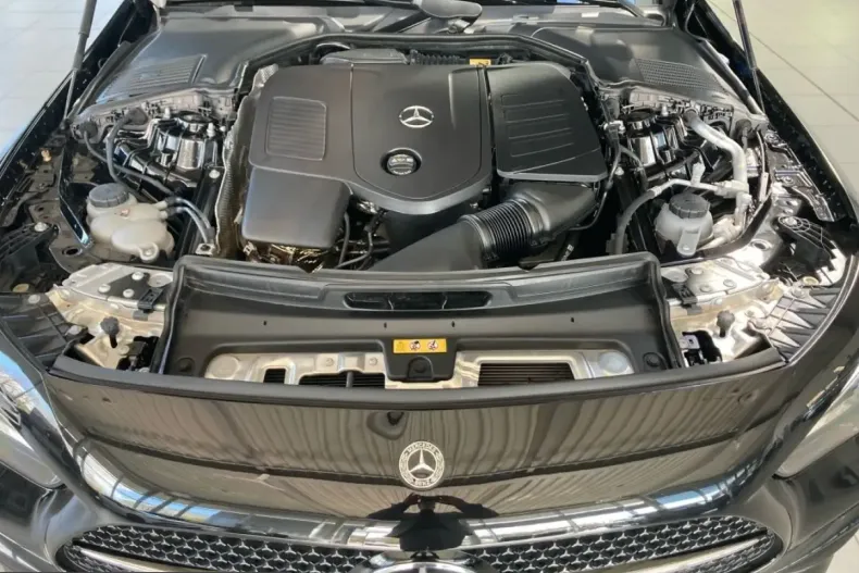 Mercedes-Benz CLE 200 (Clasa CLE) din 2025 cu 28.440 km - oferta MER228271 - foto 4