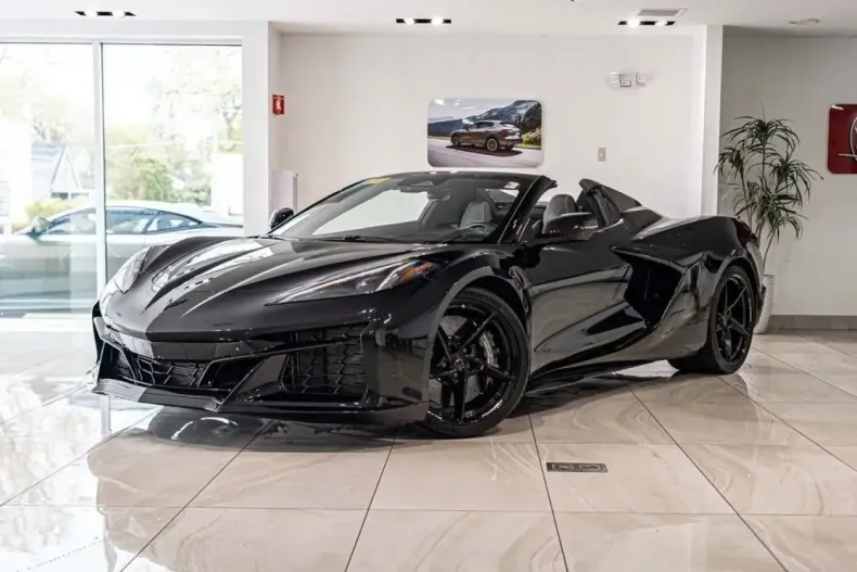 Corvette C8 din 2025 cu 9.654 km - oferta COR228277 - foto 1