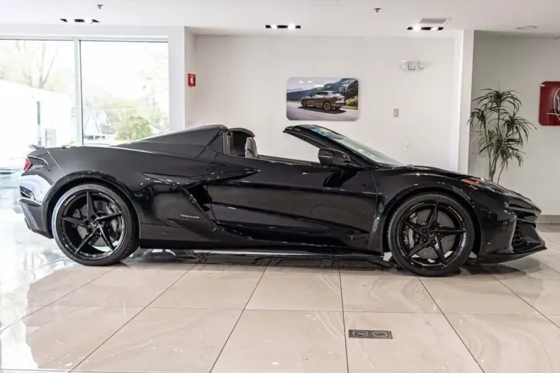 Corvette C8 din 2025 cu 9.654 km - oferta COR228277 - foto 3