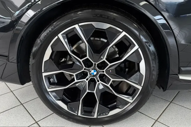 BMW X7 (Seria X) din 2025 cu 27.237 km - oferta BMW228282 - foto 6