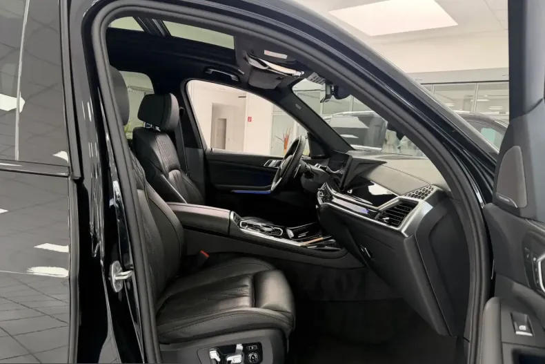 BMW X7 (Seria X) din 2025 cu 27.237 km - oferta BMW228282 - foto 20
