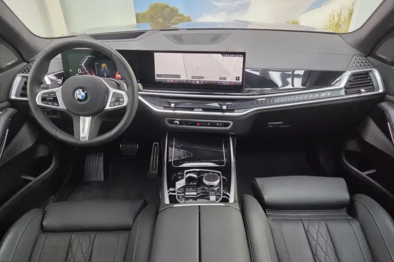 BMW X7 (Seria X) din 2025 cu 6.923 km - oferta BMW228287 - foto 7