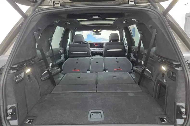 BMW X7 (Seria X) din 2025 cu 6.923 km - oferta BMW228287 - foto 25