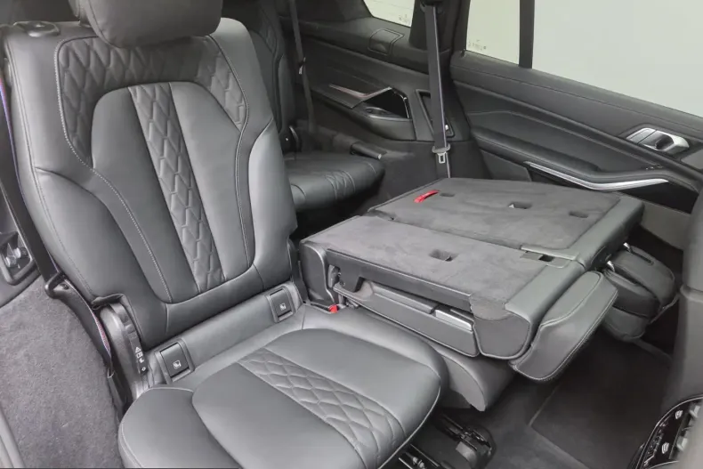 BMW X7 (Seria X) din 2025 cu 6.923 km - oferta BMW228287 - foto 30