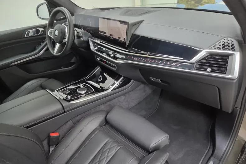 BMW X7 (Seria X) din 2025 cu 6.923 km - oferta BMW228287 - foto 35