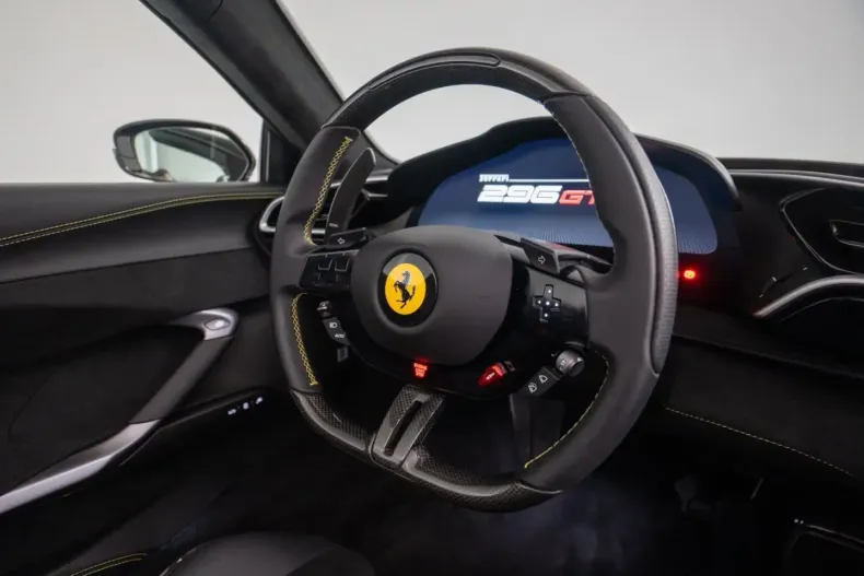 Ferrari 296 GTS din 2024 cu 7.200 km - oferta FER228290 - foto 33