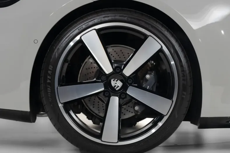 Porsche 992 din 2025 cu 22.341 km - oferta POR228292 - foto 47