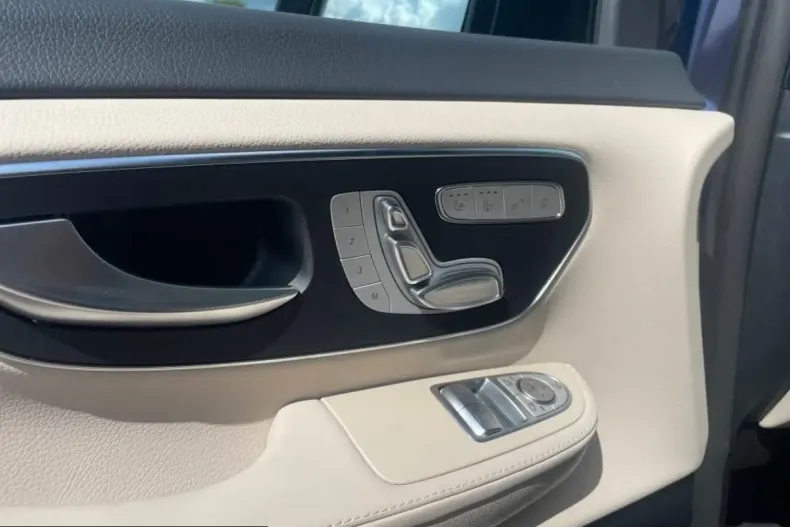 Mercedes-Benz V 300 (Clasa V) din 2025 cu 11.006 km - oferta MER228294 - foto 7