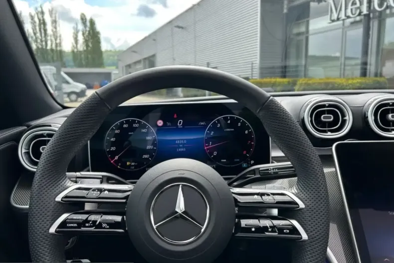 Mercedes-Benz CLE 200 (Clasa CLE) din 2025 cu 14.898 km - oferta MER228301 - foto 7