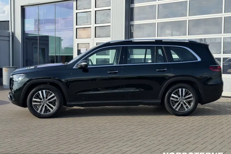 Mercedes-Benz GLS 350 (Clasa GLS) din 2025 cu 29.771 km - oferta MER228305 - foto 2