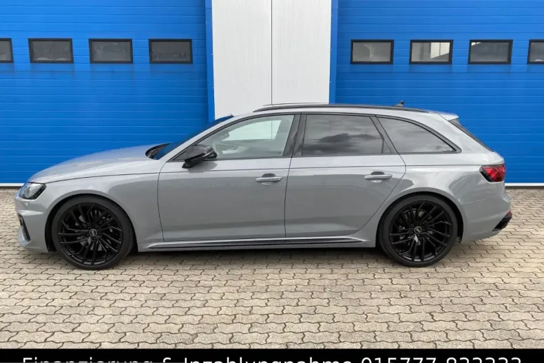 Audi RS4 din 2024 cu 49.500 km - oferta AUD228307 - foto 1