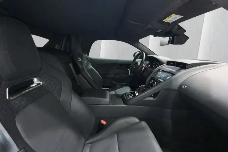 Jaguar F-Type din 2024 cu 9.661 km - oferta JAG228315 - foto 7
