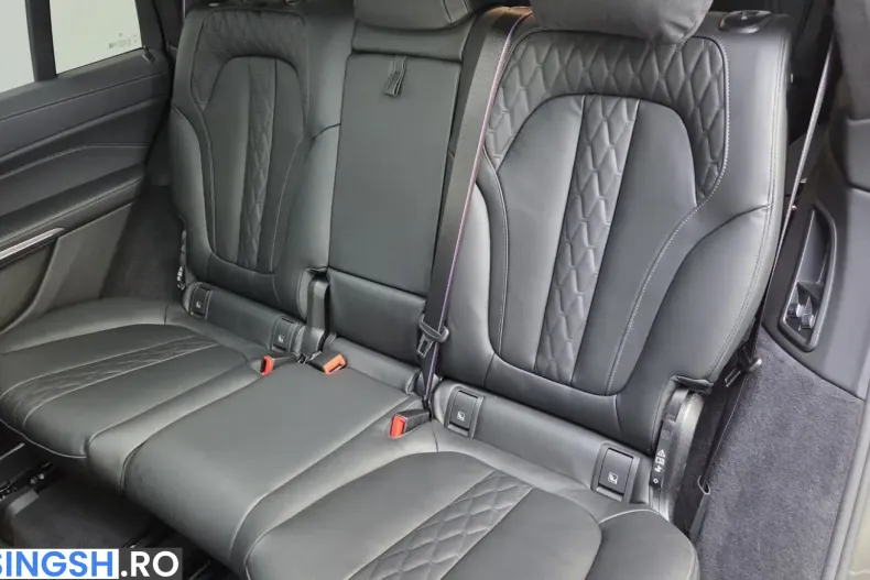BMW X7 (Seria X) din 2025 cu 17.950 km - oferta BMW228320 - foto 18