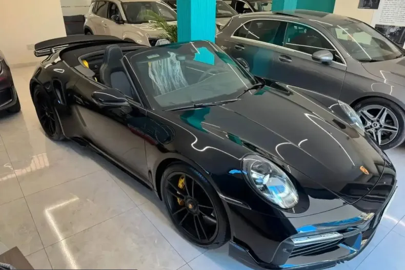 Porsche 911 din 2023 cu 3.500 km - oferta POR228325 - foto 3