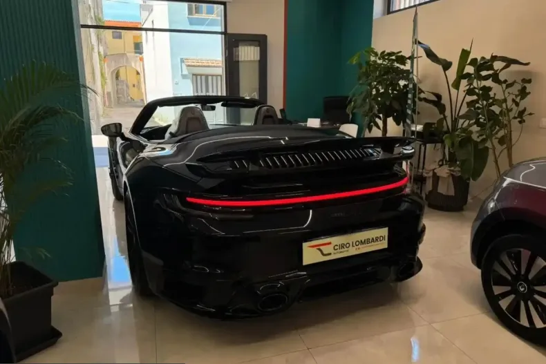 Porsche 911 din 2023 cu 3.500 km - oferta POR228325 - foto 5