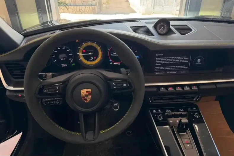 Porsche 911 din 2023 cu 3.500 km - oferta POR228325 - foto 12