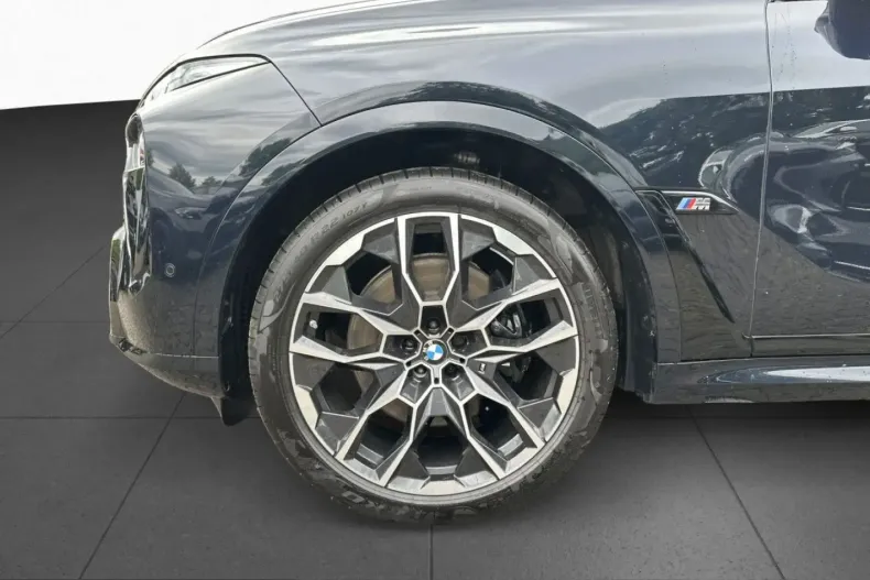 BMW X7 (Seria X) din 2025 cu 22.317 km - oferta BMW228328 - foto 17