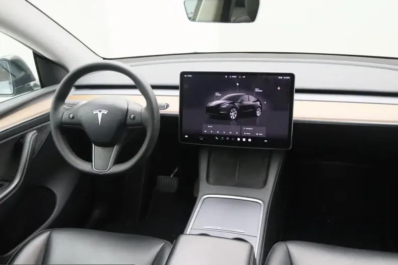 Tesla Model Y din 2023 cu 63.818 km - oferta TES228329 - foto 2