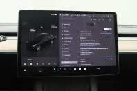 Tesla Model Y din 2023 cu 63.818 km - oferta TES228329 - foto 27