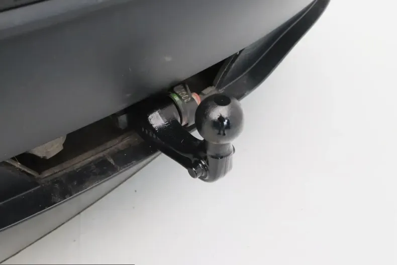 Tesla Model Y din 2023 cu 63.818 km - oferta TES228329 - foto 36