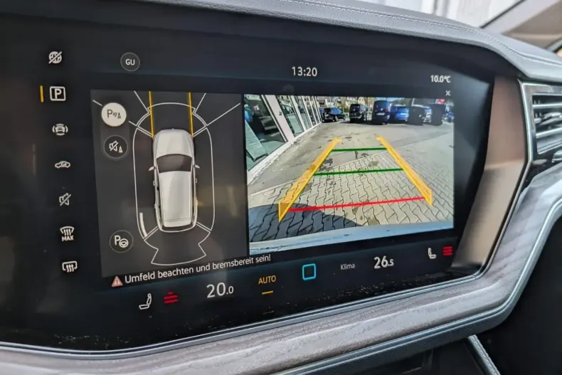 Volkswagen Touareg din 2024 cu 61.950 km - oferta VOL228330 - foto 7