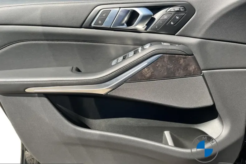 BMW X7 (Seria X) din 2025 cu 26.085 km - oferta BMW228331 - foto 8