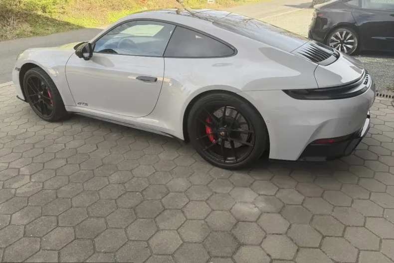 Porsche 992 din 2025 cu 9.922 km - oferta POR228332 - foto 27