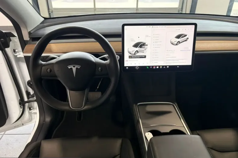 Tesla Model Y din 2023 cu 48.869 km - oferta TES228333 - foto 9