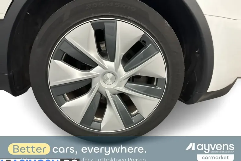 Tesla Model Y din 2023 cu 32.210 km - oferta TES228334 - foto 6