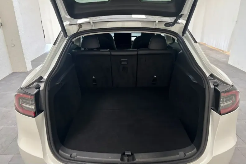 Tesla Model Y din 2023 cu 58.900 km - oferta TES228335 - foto 6