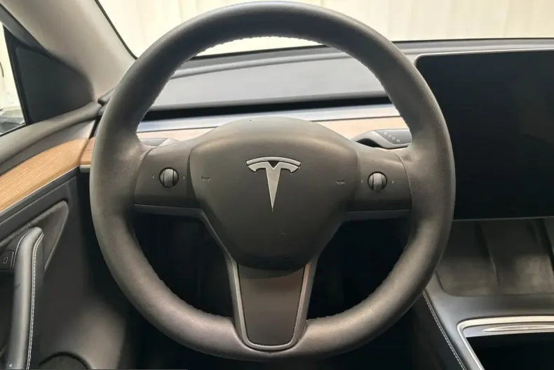 Tesla Model Y din 2023 cu 58.900 km - oferta TES228335 - foto 11