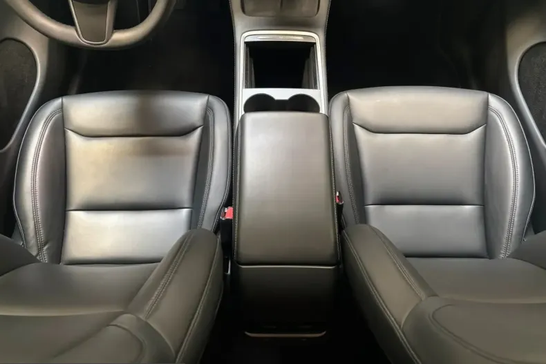 Tesla Model Y din 2023 cu 58.900 km - oferta TES228335 - foto 14