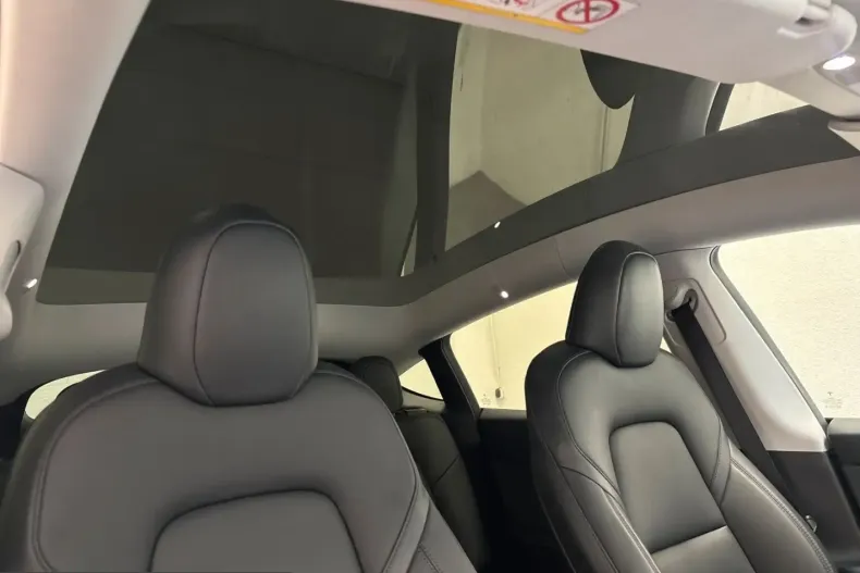 Tesla Model Y din 2023 cu 58.900 km - oferta TES228335 - foto 17