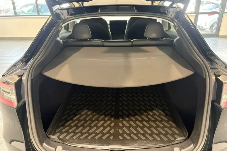 Tesla Model Y din 2023 cu 49.824 km - oferta TES228336 - foto 6