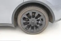 Tesla Model Y din 2023 cu 60.625 km - oferta TES228339 - foto 12