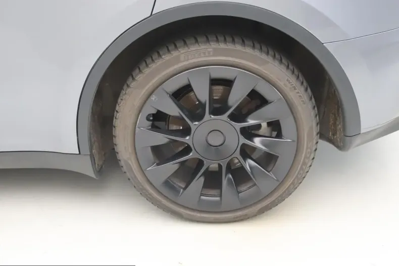Tesla Model Y din 2023 cu 60.625 km - oferta TES228339 - foto 12